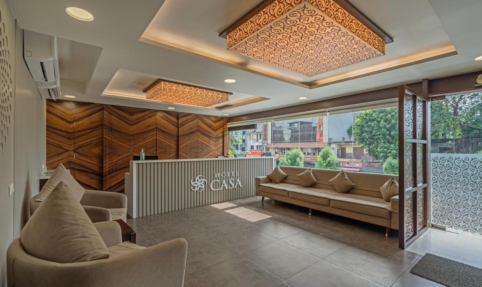 Hotel Casa, Vadodara Bagian luar foto