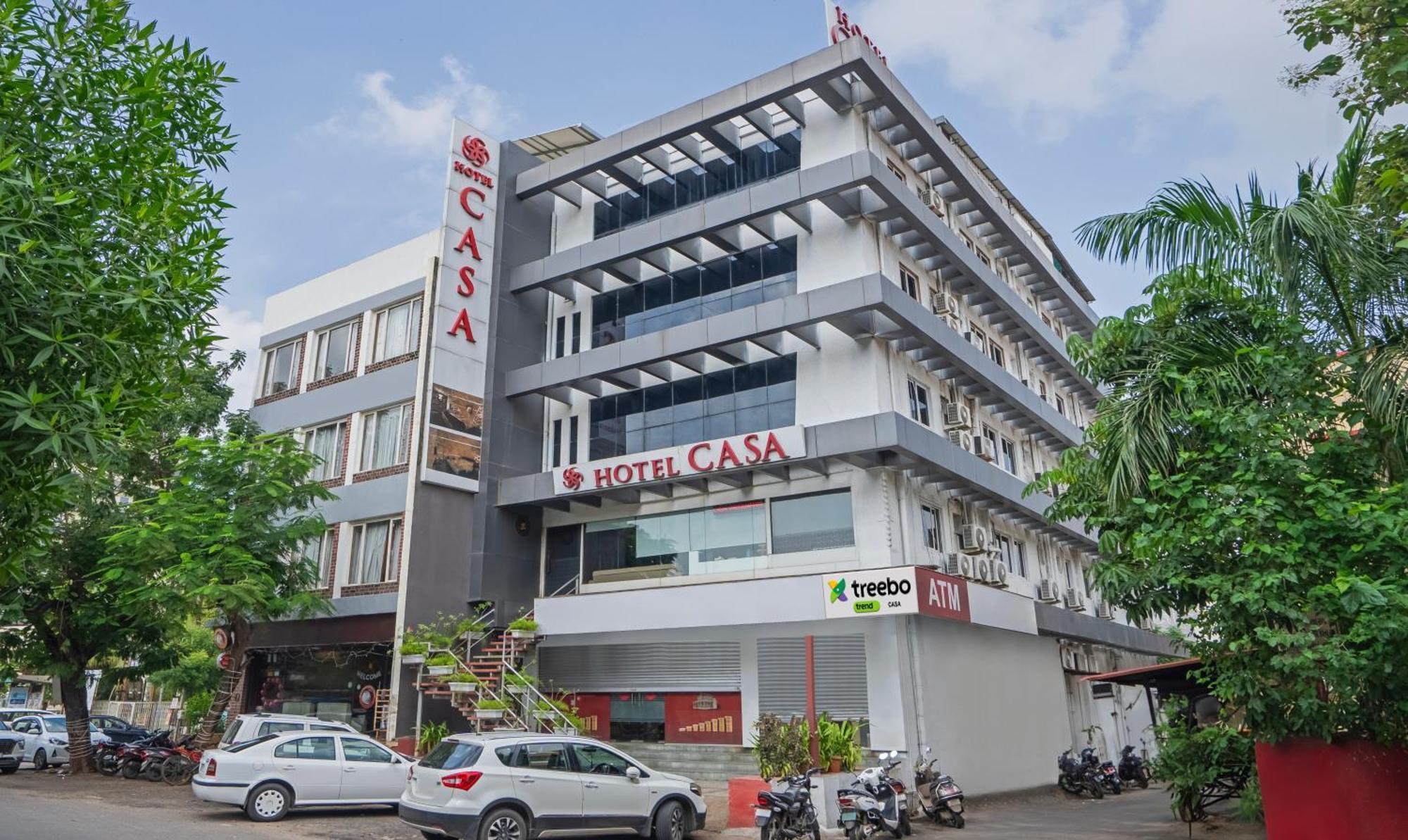 Hotel Casa, Vadodara Bagian luar foto