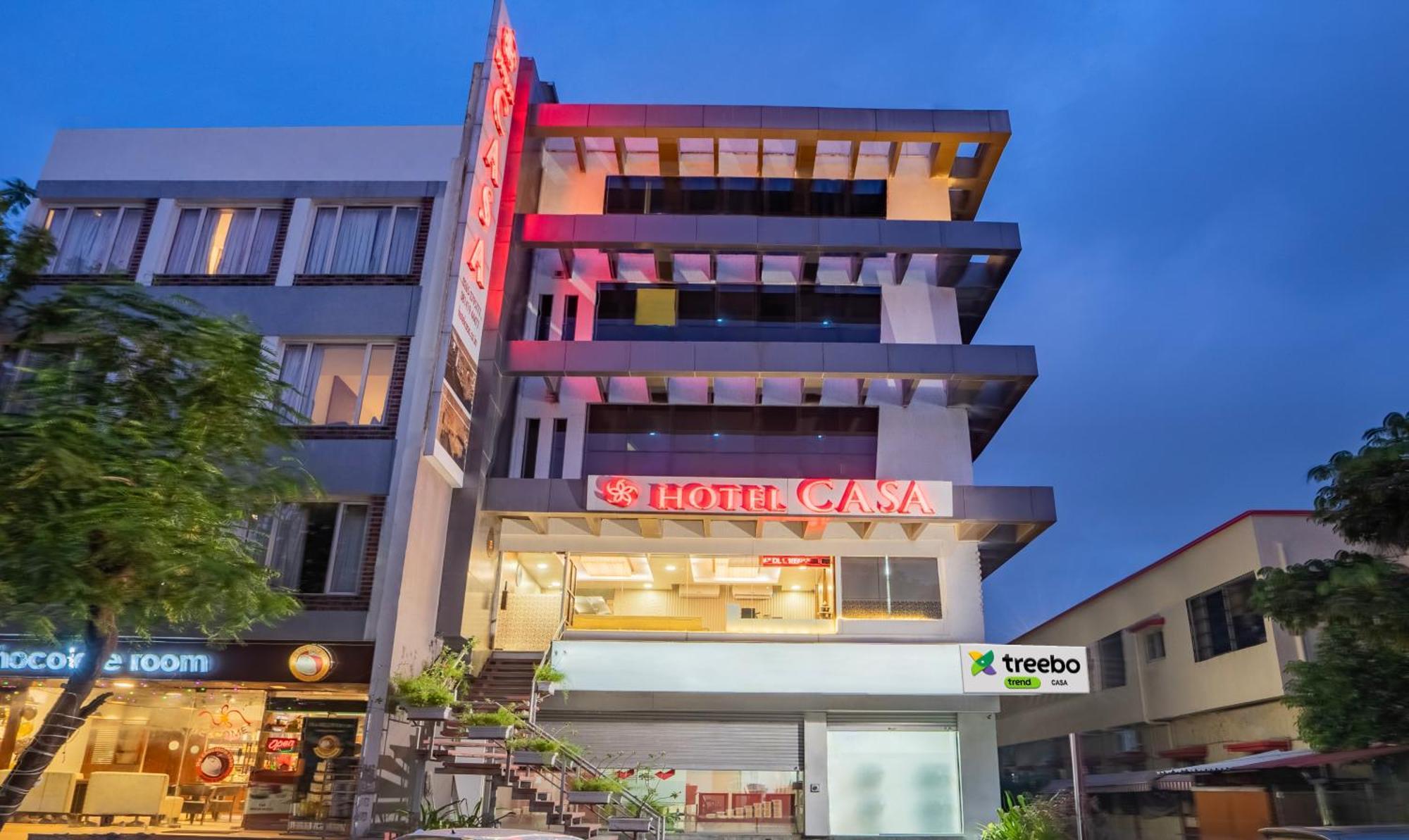 Hotel Casa, Vadodara Bagian luar foto